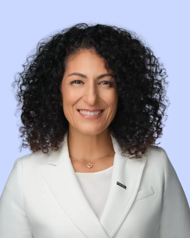 Sanaa benzakour 1933x2417
